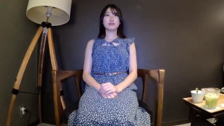 极品女神被导播要求露着奶头播新闻在观众面前被狠射满脸精液